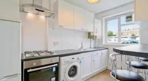 Barker House - Image 3