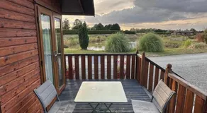 2 bedroom lodges lake view and terrace - Image 5