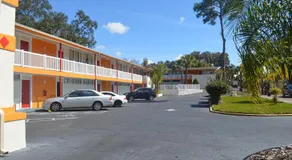 Tarpon Inn - Image 3