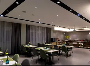 Home Inn Style Wuxi Anzhen High-speed Railway East Station RT-Mart - Image 2