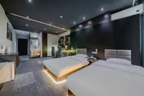 Garfield Gaming Hotel (Taitung Pedestrian Street Branch) - Image 2