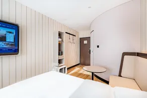 Hanting Hotel Beijing Shijingshan Ancient City Metro Station - Image 3