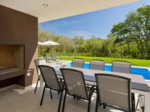 Villa in Novigrad with Pool  Rooftop Terrace - Image 5