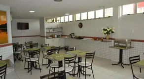 Hotel Ideal - Image 2