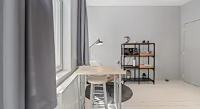 Spacious Guest Suites near Historic Market - 5 Min Walk - Image 3