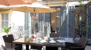 Golden Tulip Cannes Hotel De Paris - Image 4