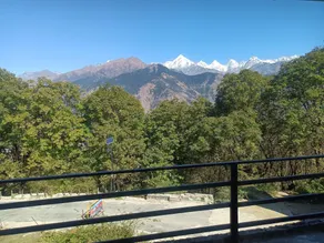 SPOT ON Royal Home Stay Inn - Image 3