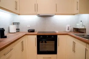 HeKo Collection Modern stay near Marina Zeas - Image 4