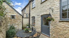Oxfordshire Living - The Bowler Hat Cottage - Woodstock - Image 4