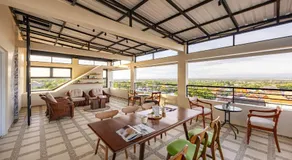 Cove Nuansa Home - Image 2