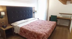 Hotel Serena - Image 2