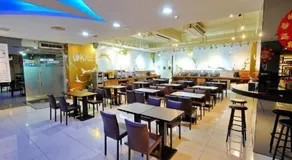 Walker Hotel - Sanchong - Image 3