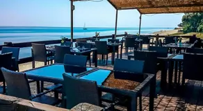 VILLA tous conforts avec Piscine privée et accès Plage - Image 4