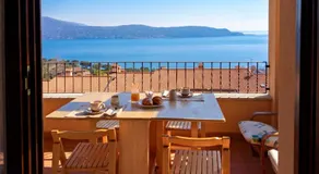 Gaino lake escape & pool - Image 3