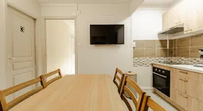 Appartement 3 chambres - idéal pour famille et groupe - Proche centre ville - Image 2
