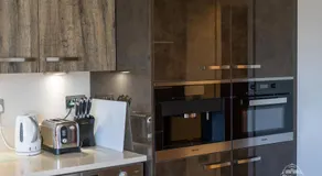 Burlington House Boutique - Image 5