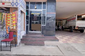 Hotel O Sir Vr Sairam Lodge - Image 4