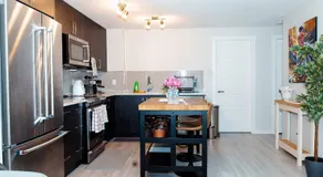 Lakeside Living - Image 4