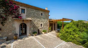 Maison de campagne avec piscine privée, barbecue et jardin | Vue jardin - Image 4