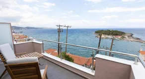Laconian Blue Residence - Image 3
