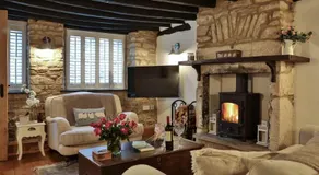 Alexis Cottage Tetbury Cotswolds - Image 2