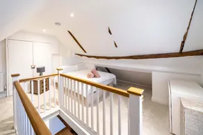 Charming 1 Bedroom Period Cottage in Sevenoaks - Image 3