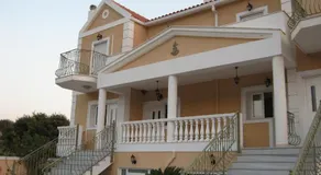 Irini's Villa - Image 2
