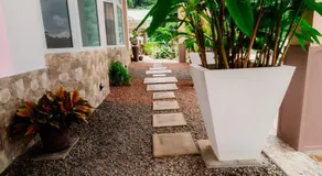 O Kanel Solace Apartments - Image 4
