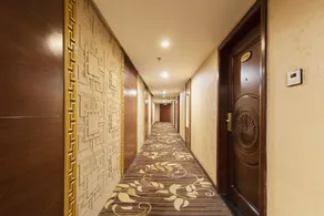 Huijin Business Hotel (Zhuzhou Railway Station Lusong Garment Wholesale Market Center Branch) - Image 5