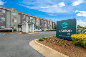 Clarion Pointe Starkville near University - Image 5