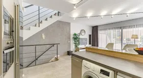 Townhouse with three bedrooms - Image 2