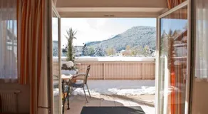 Offre un espace pour jusqu'à 8 personnes Chalet Solymont par MoniCare dans un endroit calme et ensoleillé - Image 3