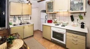 Victor's Traditional House - Image 2