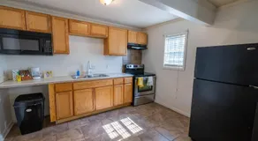 Discounted Cozy Home with Modern Amenities - Image 3