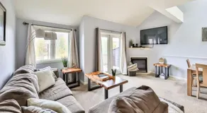 Spacious 3 BR Condo Steps Away From Slopes - Image 2