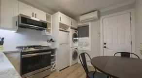 Casa Leslieville Hotel Near Distillery District - Image 4