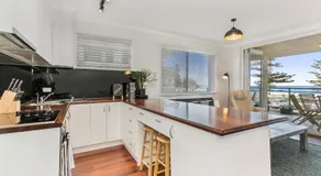 Beachfront on Golden Mile - Image 3