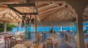 WhiteSands Beach Resort - Image 2