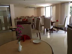 Devon Hotel - Image 2