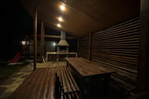 Villa Garden - Image 3