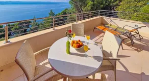 Villasanta De Luxe Apartments with Pool - Image 2