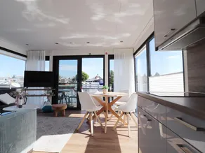 Houseboat in Lemmer with Harbor Views - Image 5