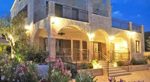 Villa Ludilo mit 4 Apartments in Poljica - Marina bei Trogir Split - Image 5