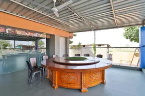 OYO 35982 Hotel Blue Rock - Image 2