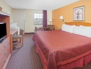 Sunrise Extended Stay - Image 4