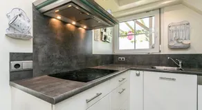 Julia's Holiday Home - Image 4