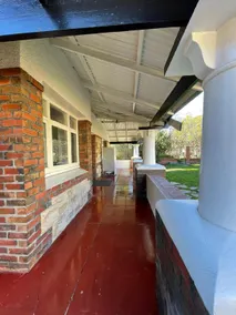 Group house with views of the salt pool and spa - Image 2