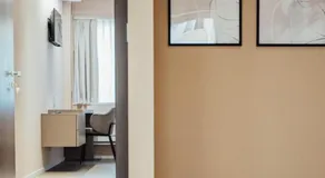 Central Suites - Image 5