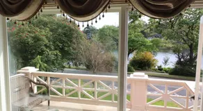 Lipton Place by Elegant Waterfront - Image 2