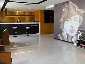 IU Hotel Langzhong Ancient City Scenic Spot - Image 2